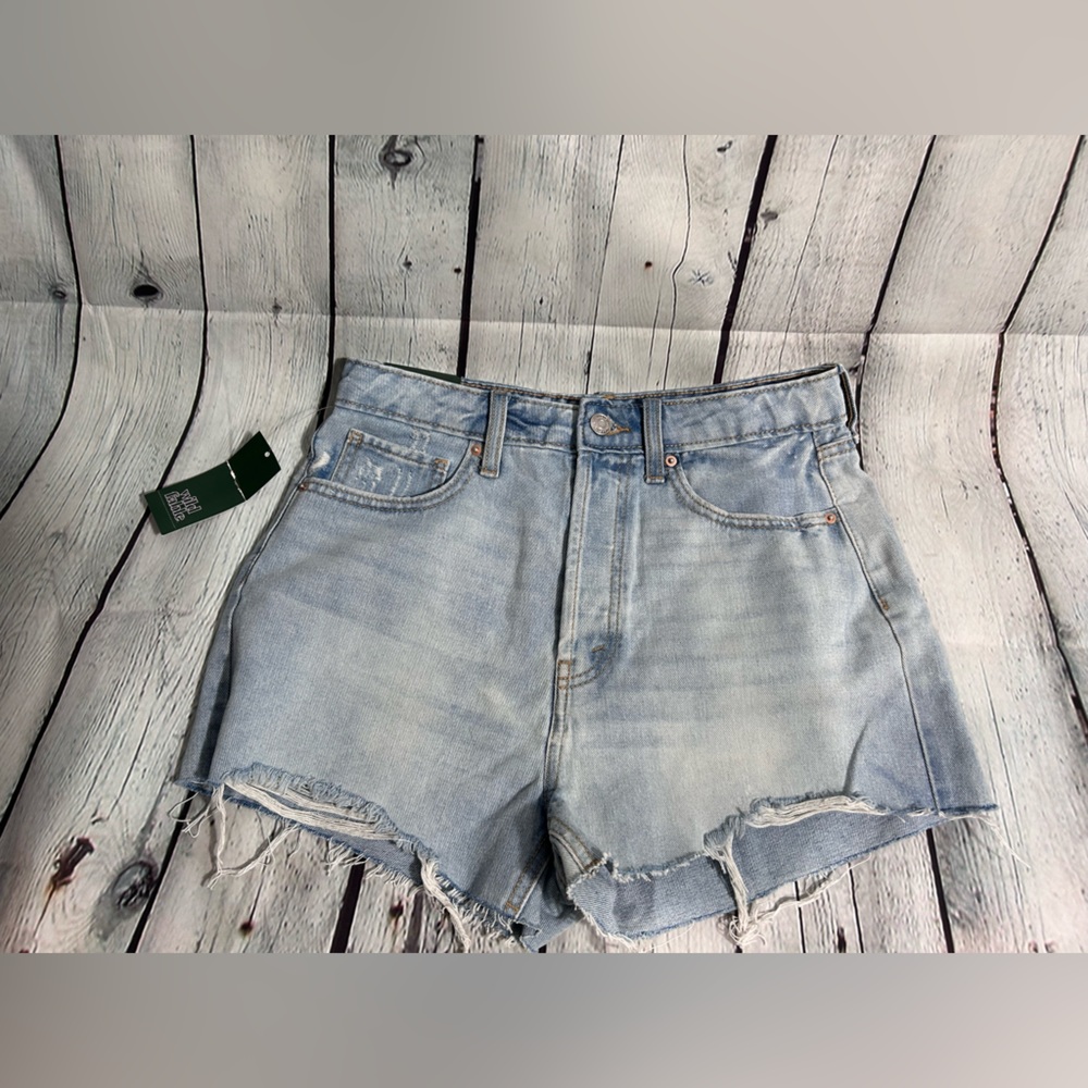 Wild Fable High Rise Cut off Shorts Size 6